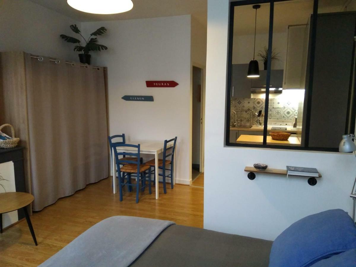 Le Studio De Line Rochefort  Bagian luar foto