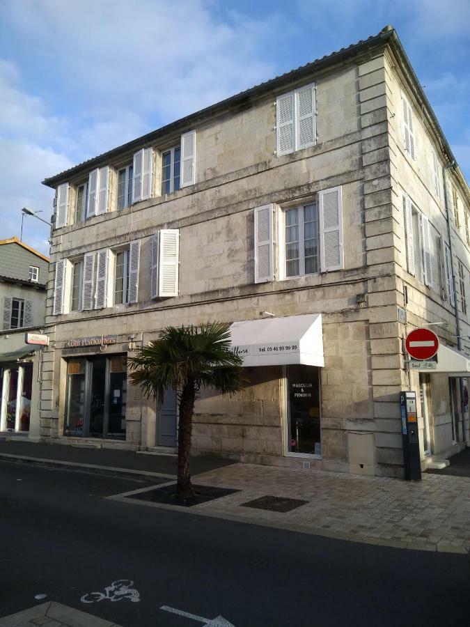Le Studio De Line Rochefort  Bagian luar foto